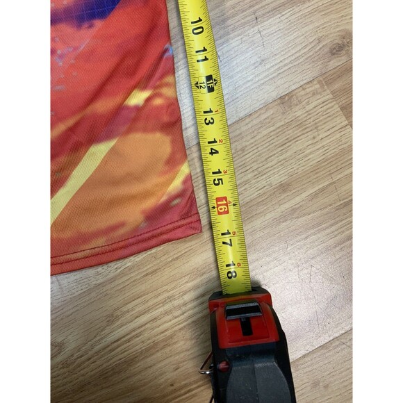 Bugs Bunny Tune Squad T-Shirt‎ Mens Small Long Sleeve Round Neck Athleisure NEW - Picture 5 of 5